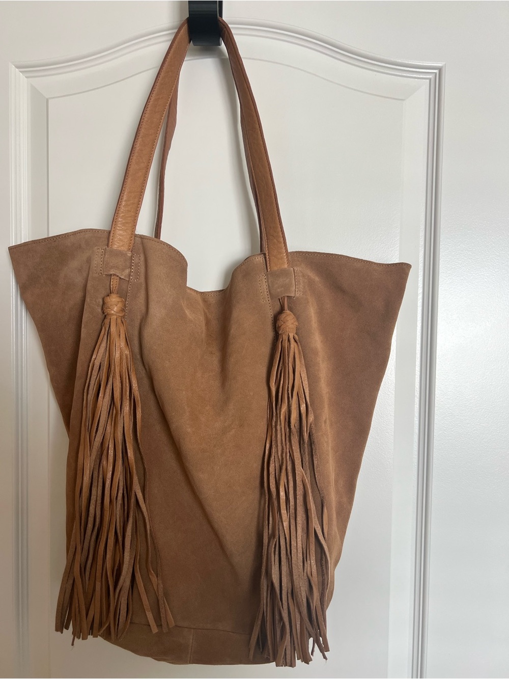 Suede Tassel Tote Bag - Tan